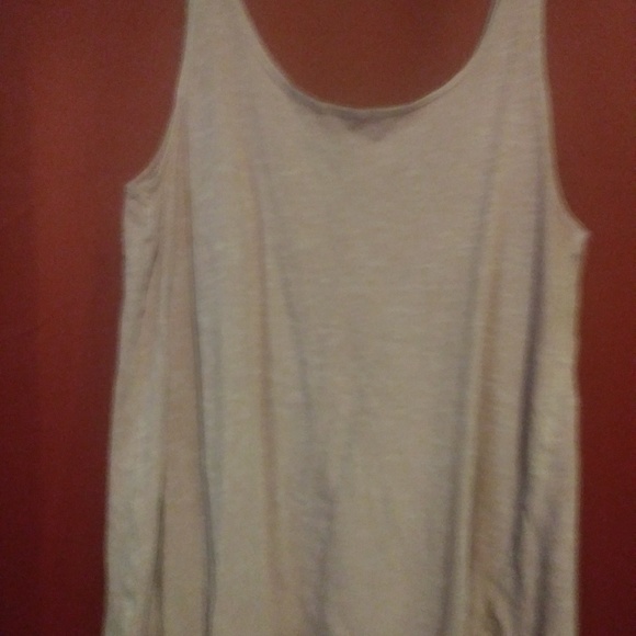 Pink Oneil oversized tank - Picture 3 of 3
